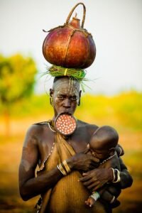 mursi lip plate